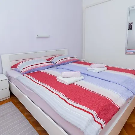 Rab 17684a Apartamento