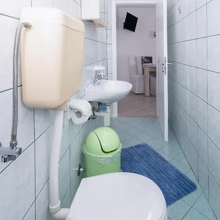 Apartment Rab 17684a Banjol