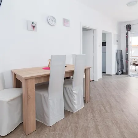 Apartamento Rab 17684a